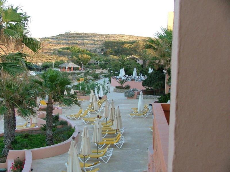 Comino Hotel ภายนอก รูปภาพ