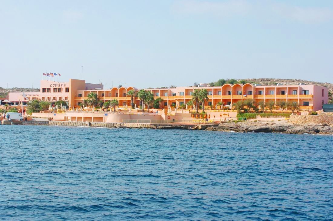 Comino Hotel ภายนอก รูปภาพ