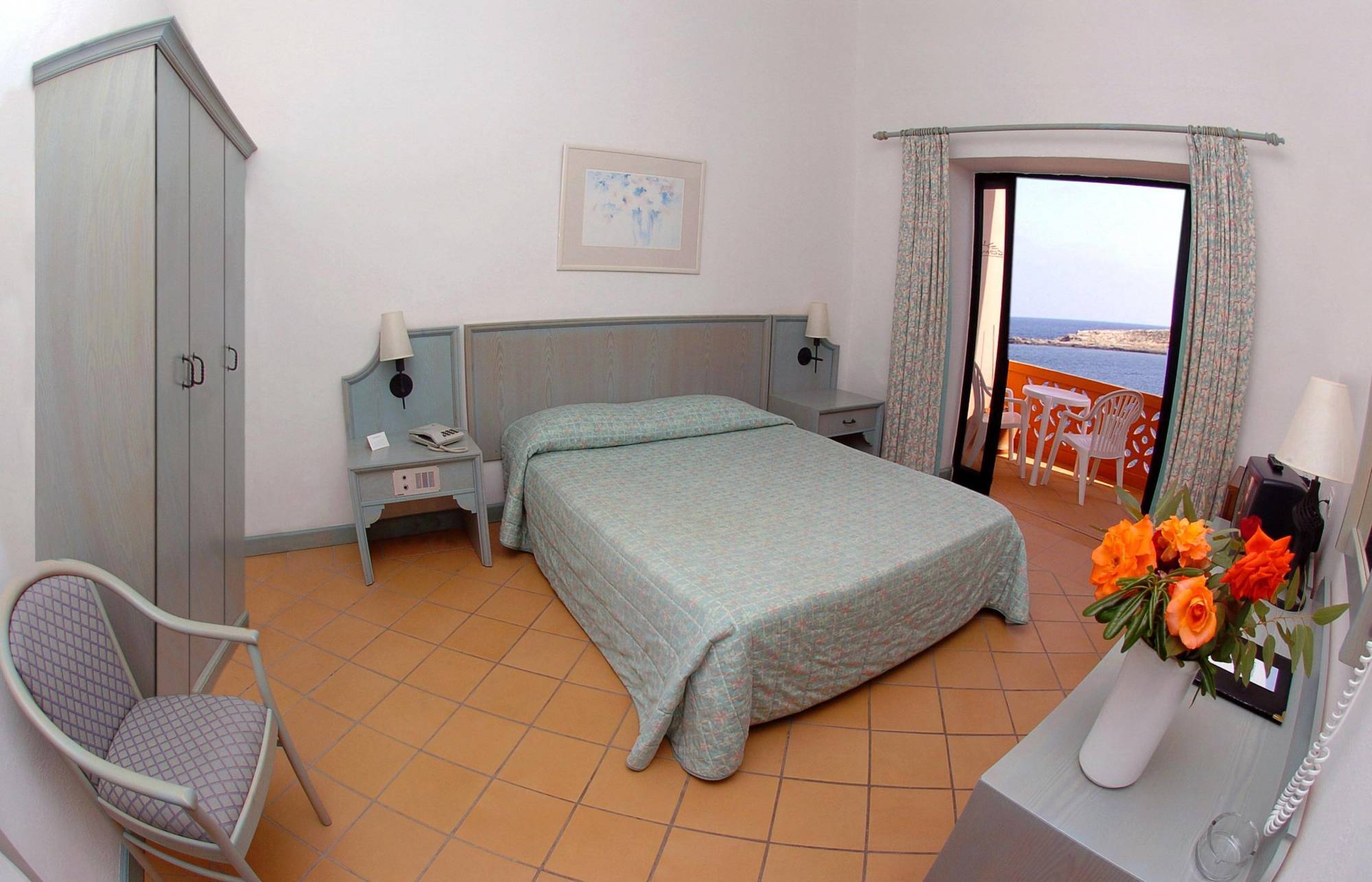 Comino Hotel ภายนอก รูปภาพ