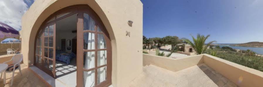 Comino Hotel ภายนอก รูปภาพ
